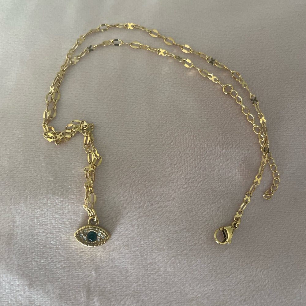 Slide Jewels emerald necklace